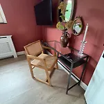 Maastrichtse Buitenwoning Διαμέρισμα Cadier en Keer