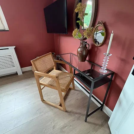 Maastrichtse Buitenwoning Apartment Cadier en Keer