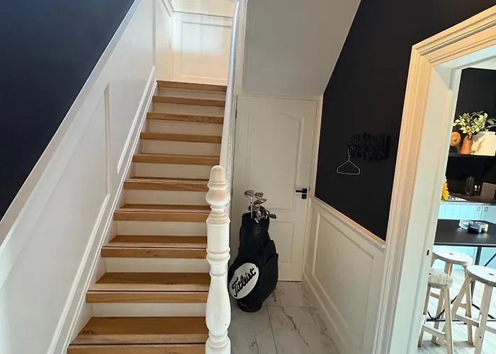 Maastrichtse Buitenwoning アパート *